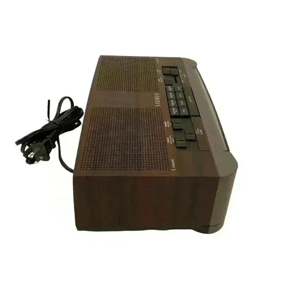 Emerson AK2745 Dual Alarm System AM FM Digital Clock Radio Red LED Display - Picture 5 of 6